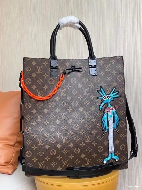 VUITTON PLAT SAC LOUIS 0515